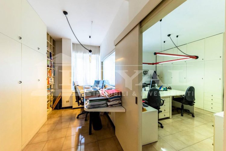 Via Divisione Julia - Ampio quadrilocale da ristrutturare Bergamo