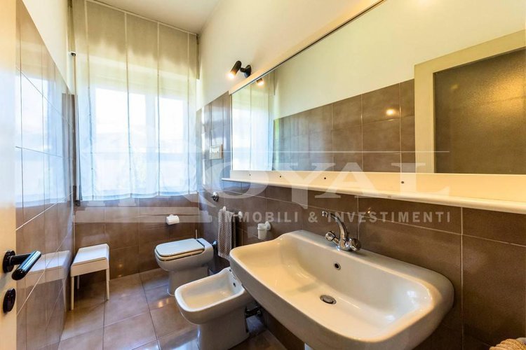 Via Divisione Julia - Ampio quadrilocale da ristrutturare Bergamo