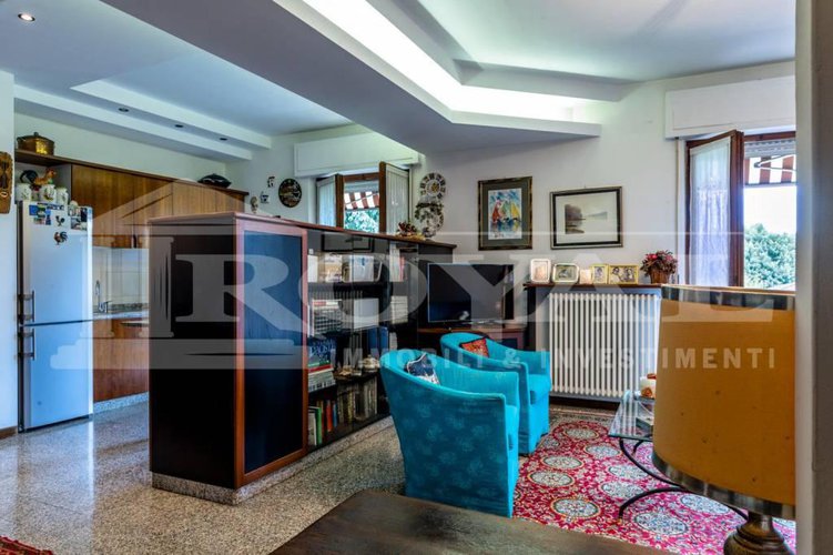 Ponte San Pietro - Trilocale all'ultimo piano Ponte San Pietro