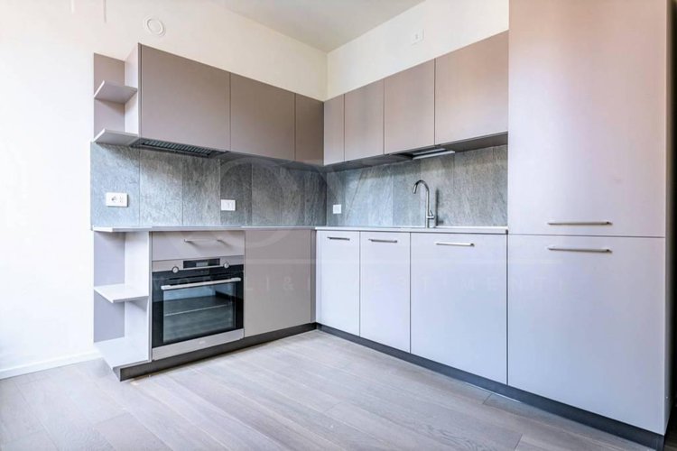 Piazza Pontida - Luminoso trilocale ristrutturato a nuovo Bergamo