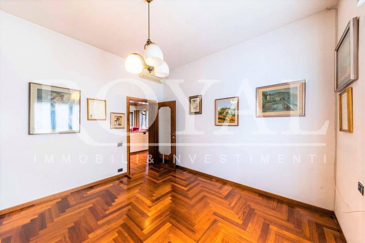 Zona San Colombano - villa singola con giardino Bergamo