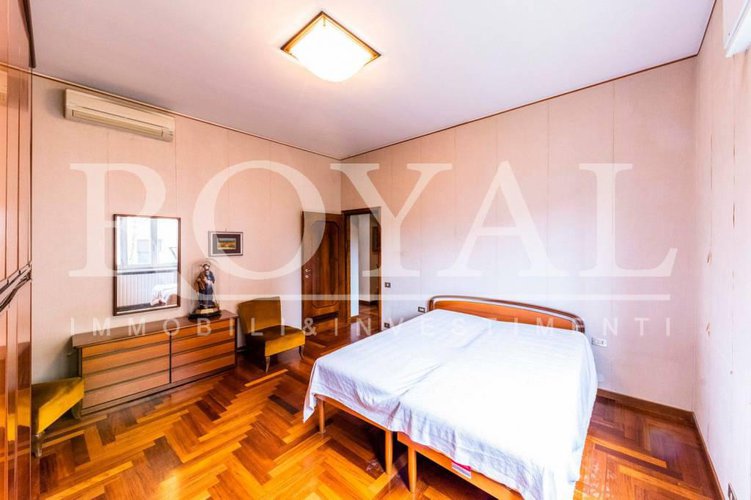 Zona San Colombano - villa singola con giardino Bergamo