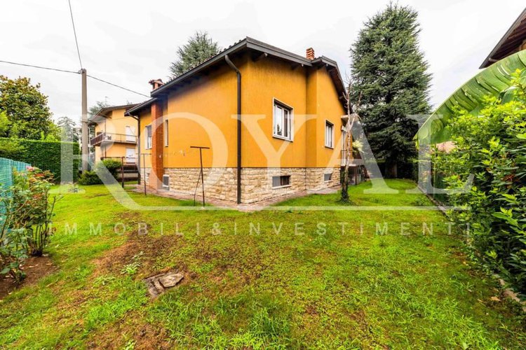Zona San Colombano - villa singola con giardino Bergamo