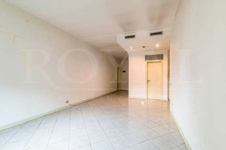 Via Scotti - Ampio trilocale con balcone Bergamo