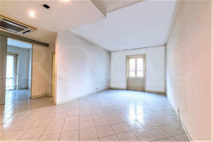 Via Scotti - Ampio trilocale con balcone Bergamo