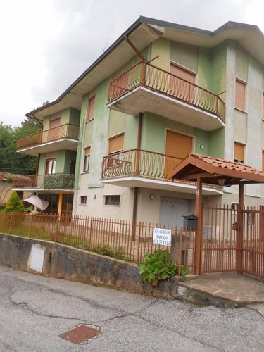 Albino vendesi quadrilocale con box doppio Albino