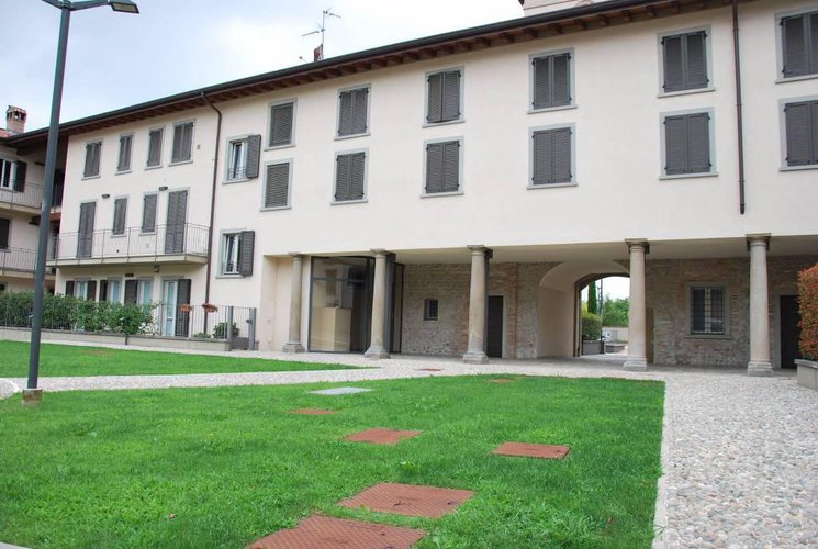 casetta in contesto nobiliare del XVI sec Seriate