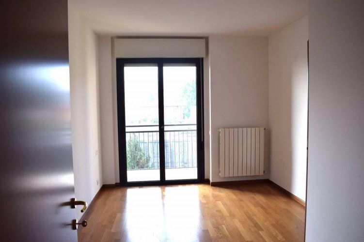 Nuovissimo trilocale, mai abitato Nembro