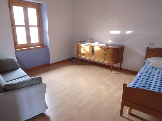 Esclusiva villa con giardino privato Albino