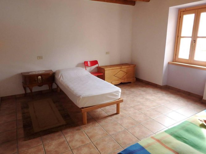 Esclusiva villa con giardino privato Albino