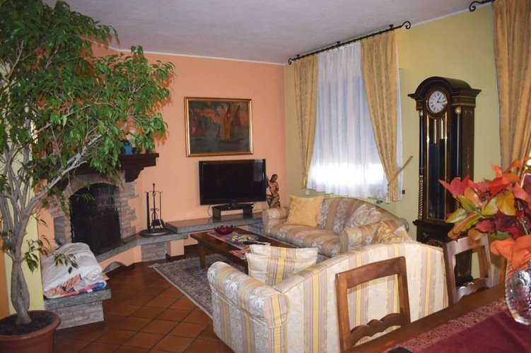 Splendida villetta a schiera di centro Albino