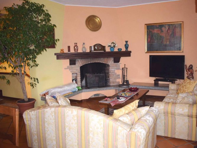 Splendida villetta a schiera di centro Albino