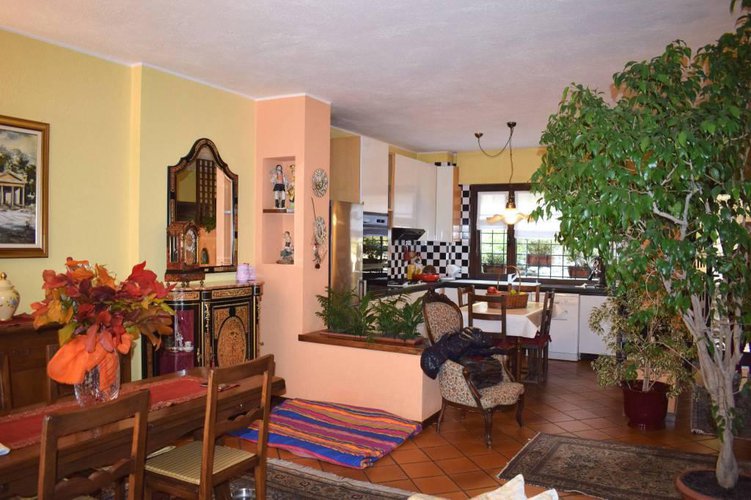 Splendida villetta a schiera di centro Albino