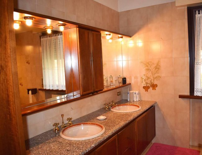 Splendida villetta a schiera di centro Albino