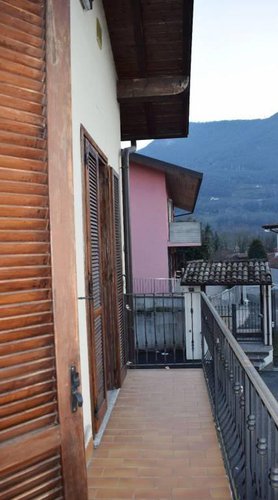 Trilocale con taverna e box doppio Albino