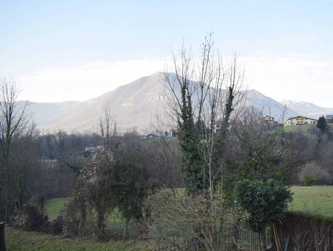 Trilocale con taverna e box doppio Albino