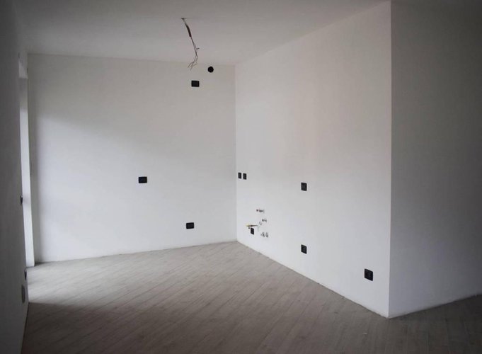 Trilocale, classe B Albino