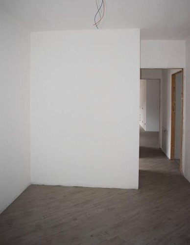 Trilocale, classe B Albino