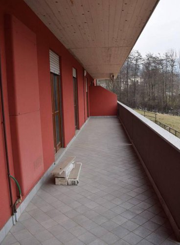 Trilocale, classe B Albino