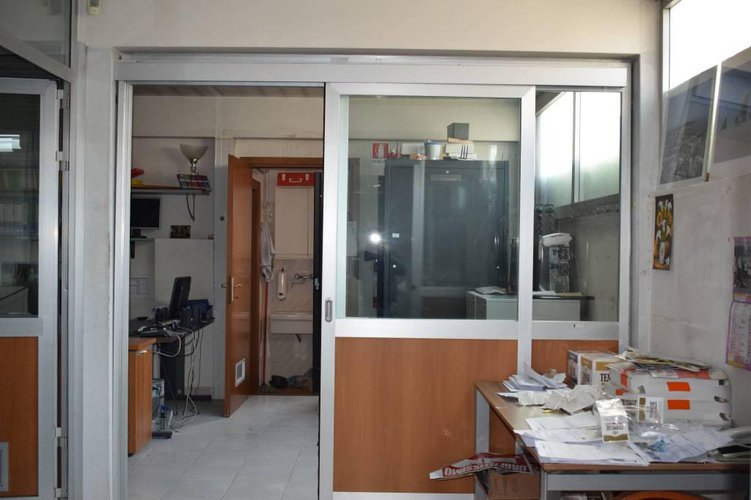 Capannone ad uso commerciale Alzano Lombardo