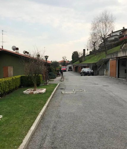 Quadrilocale finemente ristrutturato con giardino Alzano Lombardo
