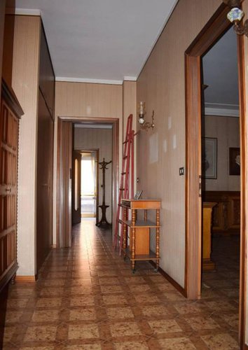 Villa singola su tre livelli Gandino