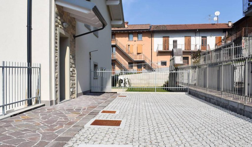 Nuovissimo quadrilocale in villetta Nembro
