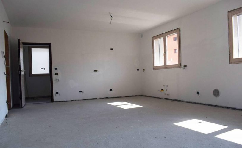 Nuovissimo quadrilocale in villetta Nembro