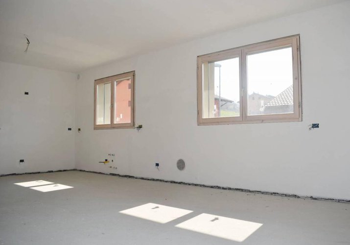 Nuovissimo quadrilocale in villetta Nembro