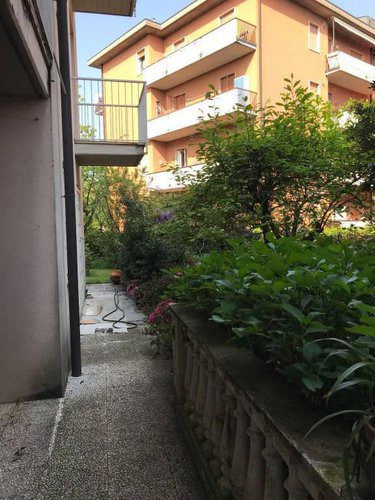 Trilocale in duplex con taverna e giardino privato Torre Boldone