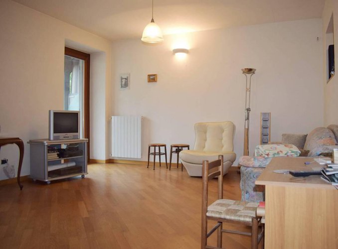 Trilocale ristrutturato a nuovo Albino