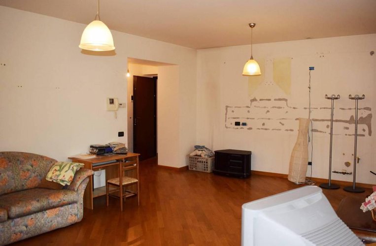 Trilocale ristrutturato a nuovo Albino