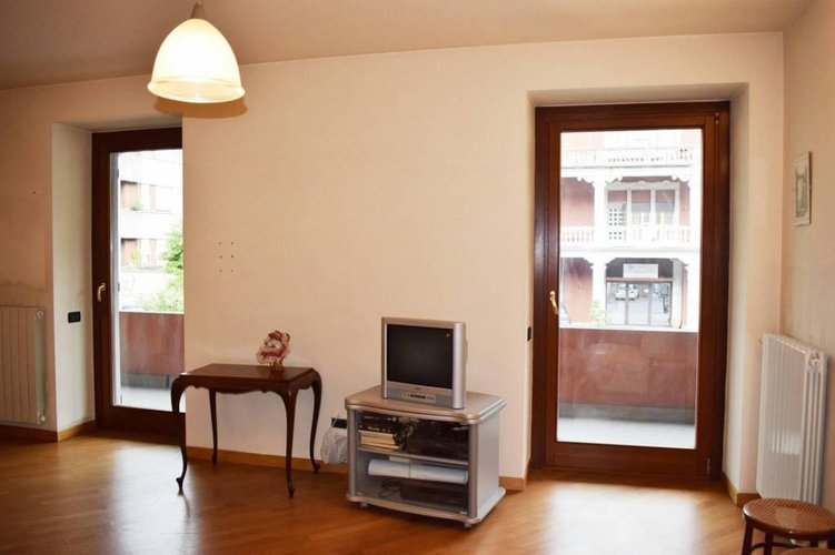 Trilocale ristrutturato a nuovo Albino