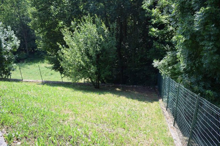 Villa singola come nuova con giardino privato Albino