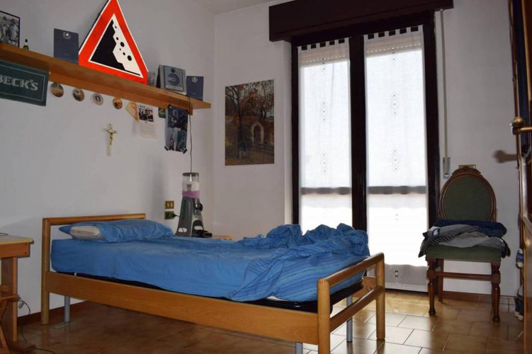 Villa singola come nuova con giardino privato Albino