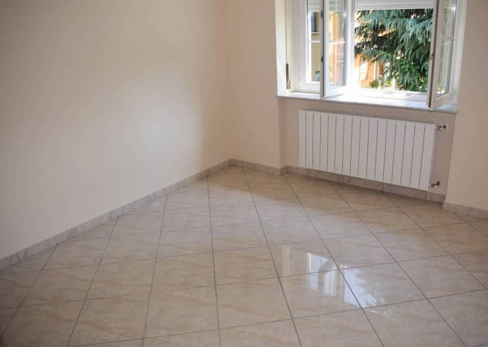 Stupenda villa singola con giardino privato Gandino