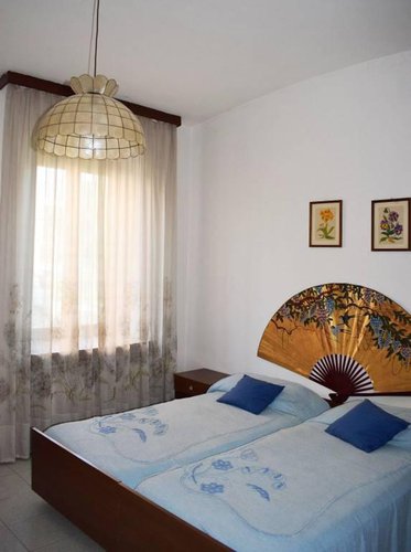 Vendesi tre bilocali in contesto di 5 famiglie Nembro