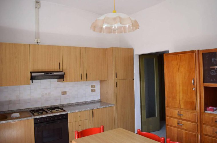 Vendesi tre bilocali in contesto di 5 famiglie Nembro