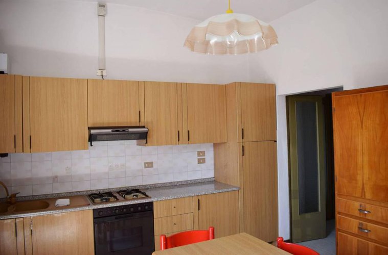 Vendesi tre bilocali in contesto di 5 famiglie Nembro