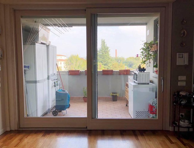 Grazioso trilocale con doppi servizi e terrazza vivibile. Seriate