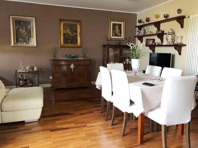 Grazioso trilocale con doppi servizi e terrazza vivibile. Seriate