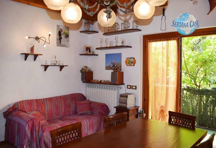 Trilocale con piccolo giardino e taverna vivibile Albino