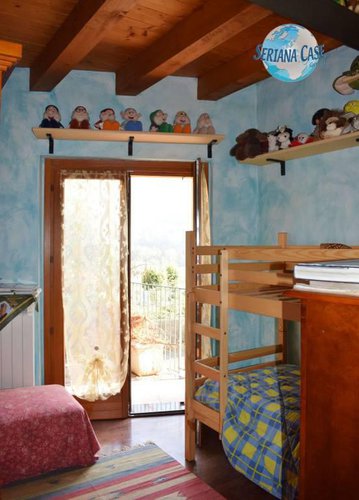 Trilocale con piccolo giardino e taverna vivibile Albino