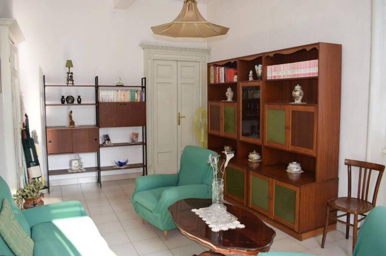 Grande trilocale con terrazzo vivibile Nembro