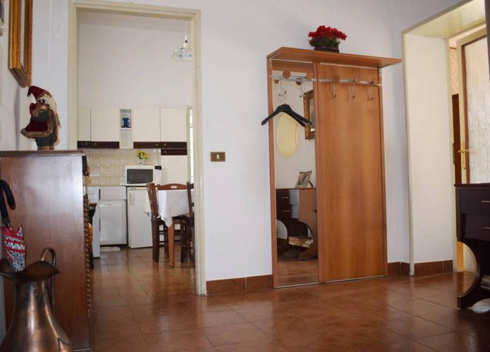 Grande trilocale con terrazzo vivibile Nembro