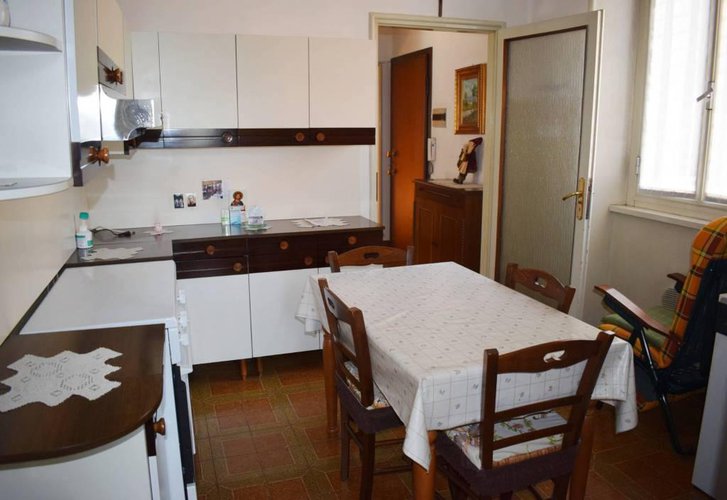 Grande trilocale con terrazzo vivibile Nembro