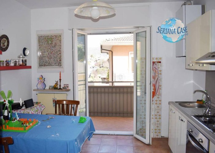 Quadrilocale abitabile subito, centralissimo. Vero affare!!! Albino