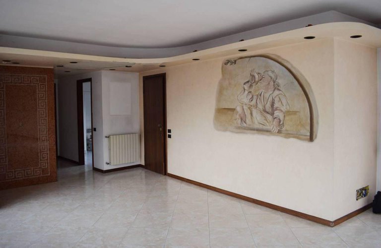 Attico pentalocale, terrazza vivibile di 100 mt Nembro