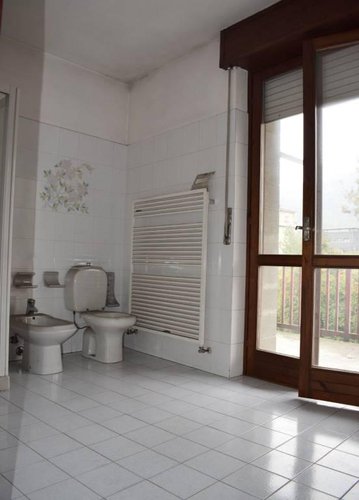 Attico pentalocale, terrazza vivibile di 100 mt Nembro