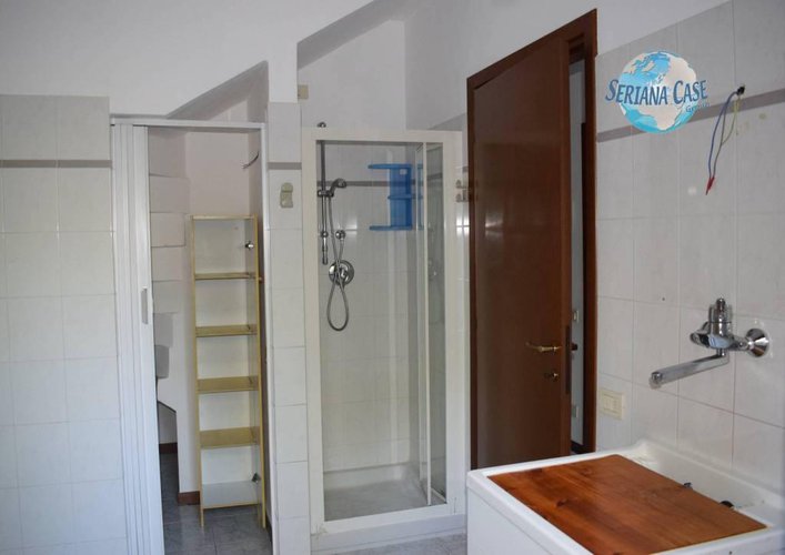 Quadrilocale in duplex con box e posto auto coperto Albino